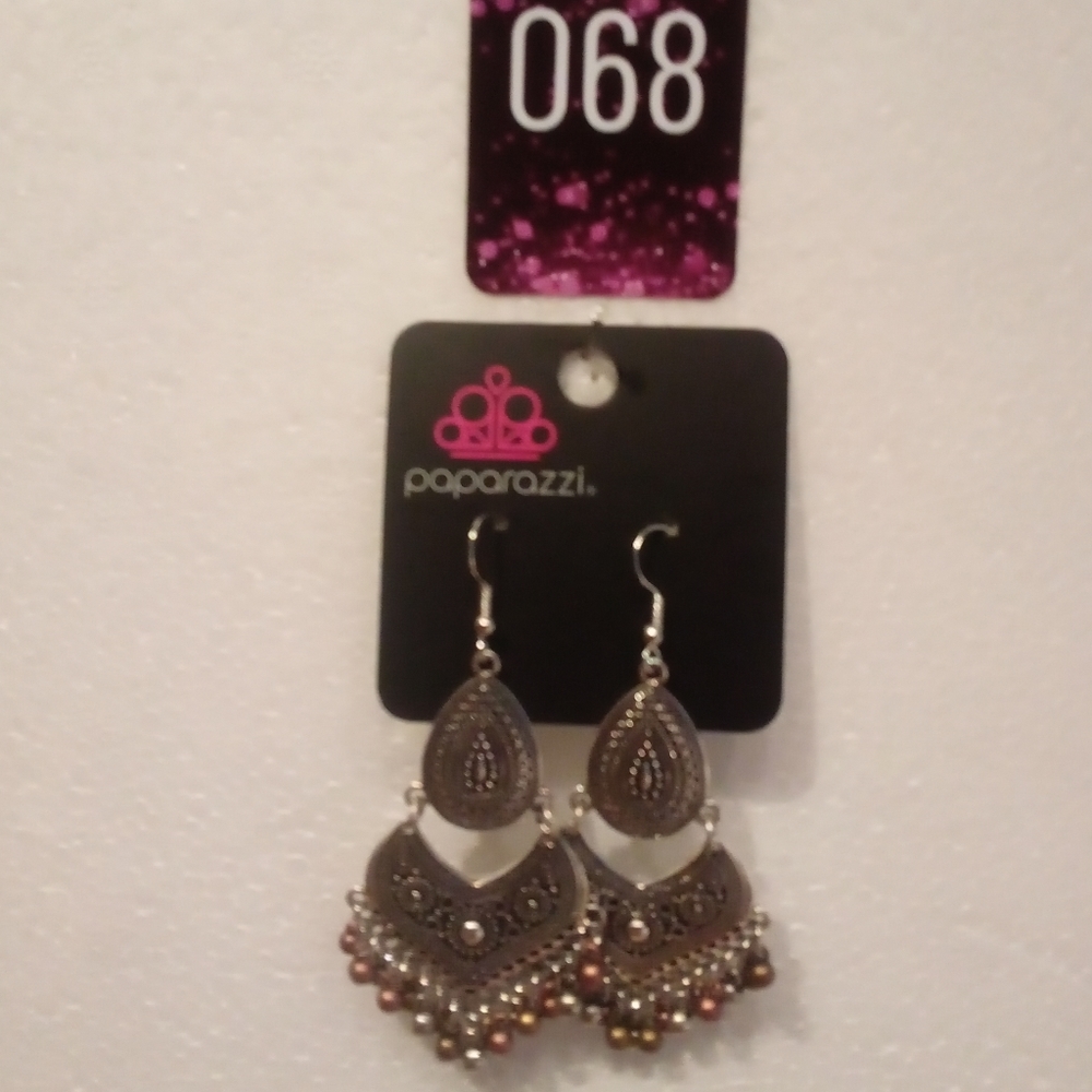 Jewelry - Picture 5 of 16